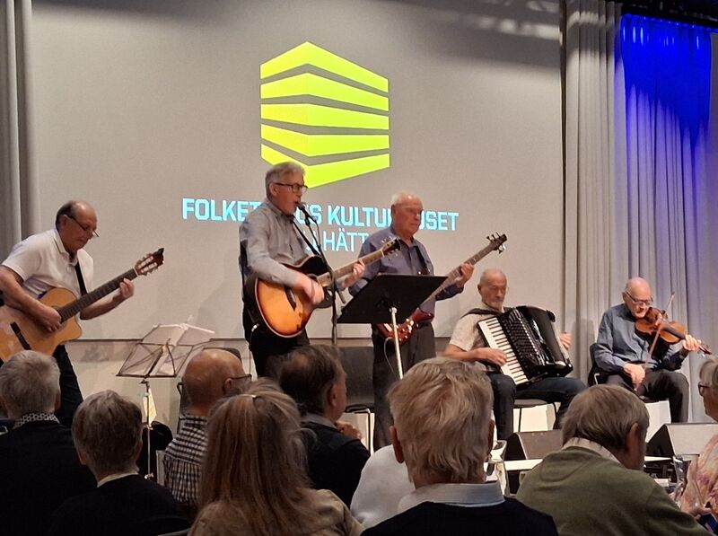 Fil:Vårträff-08.jpeg